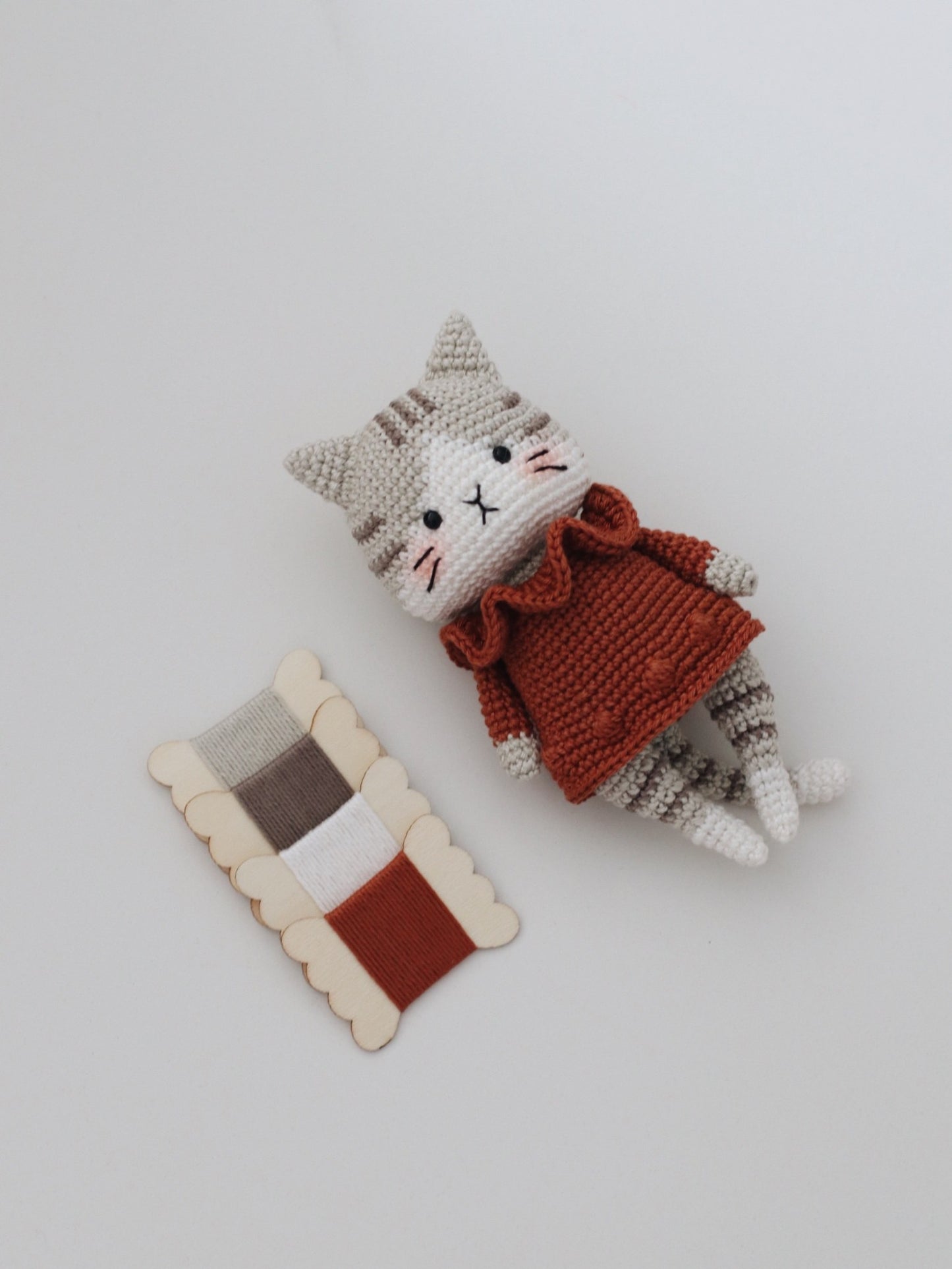 Sassy the Tabby Cat (Full Body + Keychain) Crochet Pattern by Hainchan - Digital PDF Download