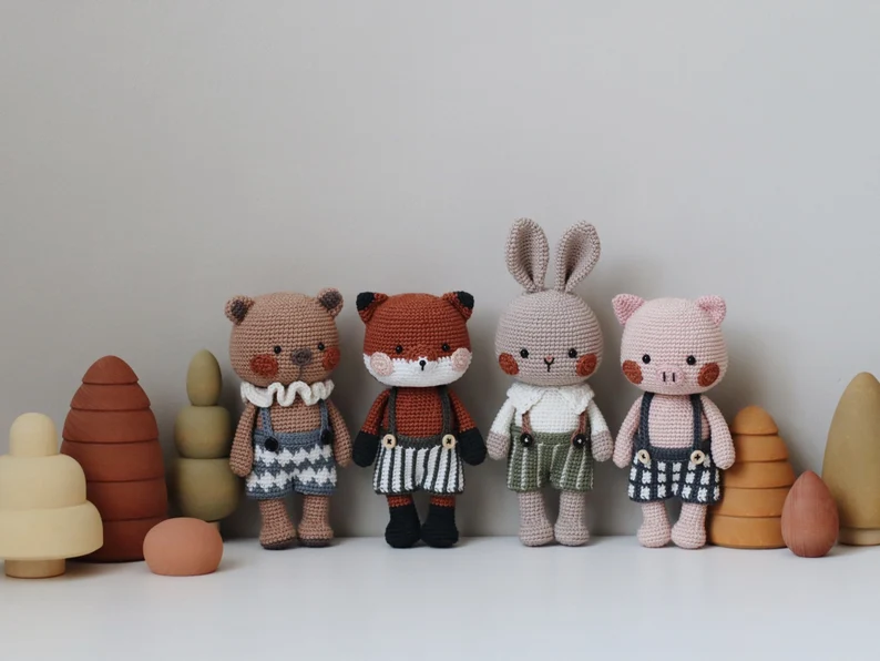 Create Your Own Gael the Little Bear Crochet Pattern | Hainchan